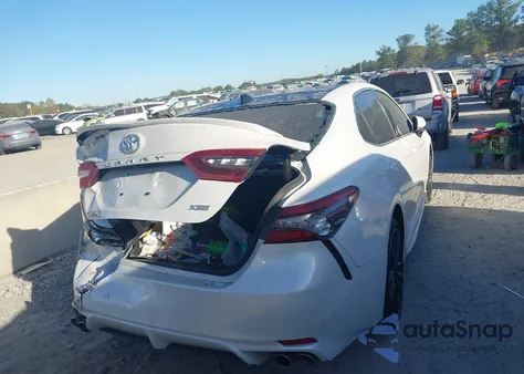 2021 Toyota Camry Xse z USA, uszkodzony, nr VIN 4T1K61AK5MU551676